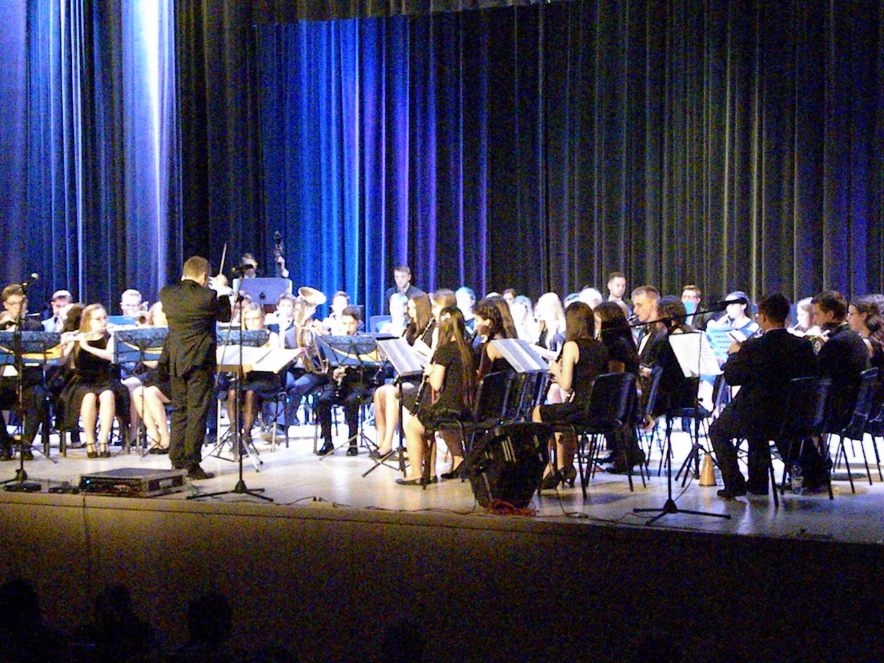 Orkiestra wystąpiła w pełnym składzie.